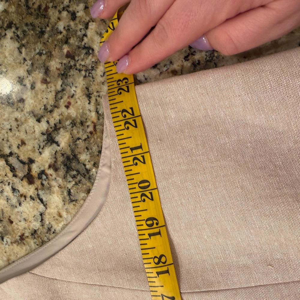 Old Navy Sleeveless Button Front Vest in Beige - Picture 5 of 8